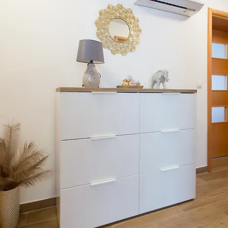 Luxury With Large Pool And Sea View * Kastela