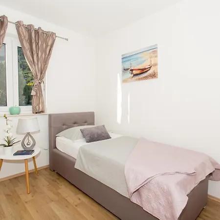 Luxury With Heated Pool&sea And Mountain View Apartamento