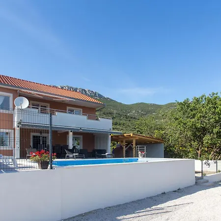 Luxury With Heated Pool&sea And Mountain View * Kaštela