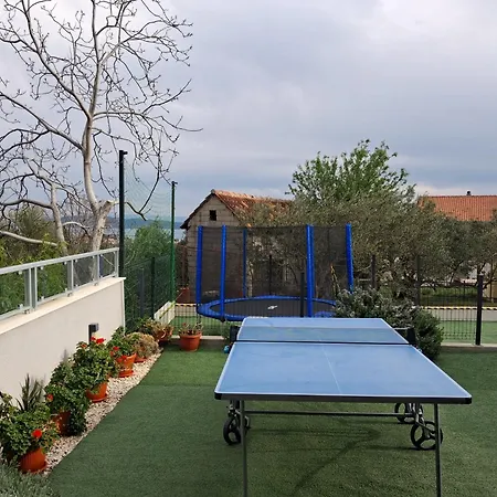 Luxury Apartment&heated Pool&football Court&children's Playground Apartment *