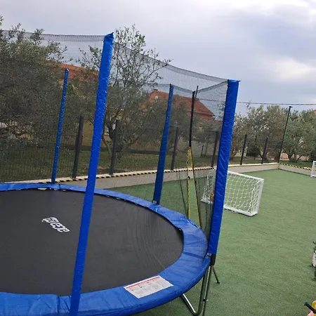 Luxury Apartment&heated Pool&football Court&children's Playground * Kastela